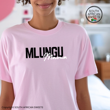 Load image into Gallery viewer, T-SHIRT Xhosa-Mlungu Mama (Pink)
