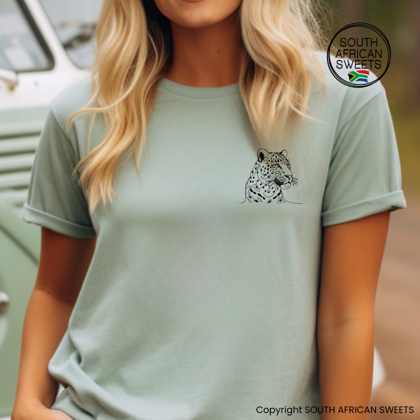 T-SHIRT Leopard Head Line Art